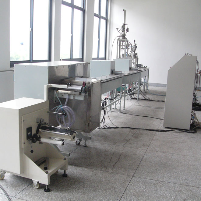 湿法纺丝机 width=